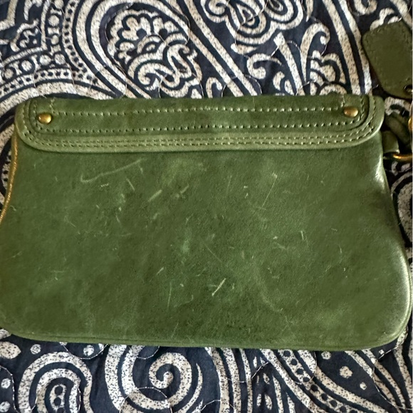 Vintage coach army green color wristlet. - Picture 10 of 13